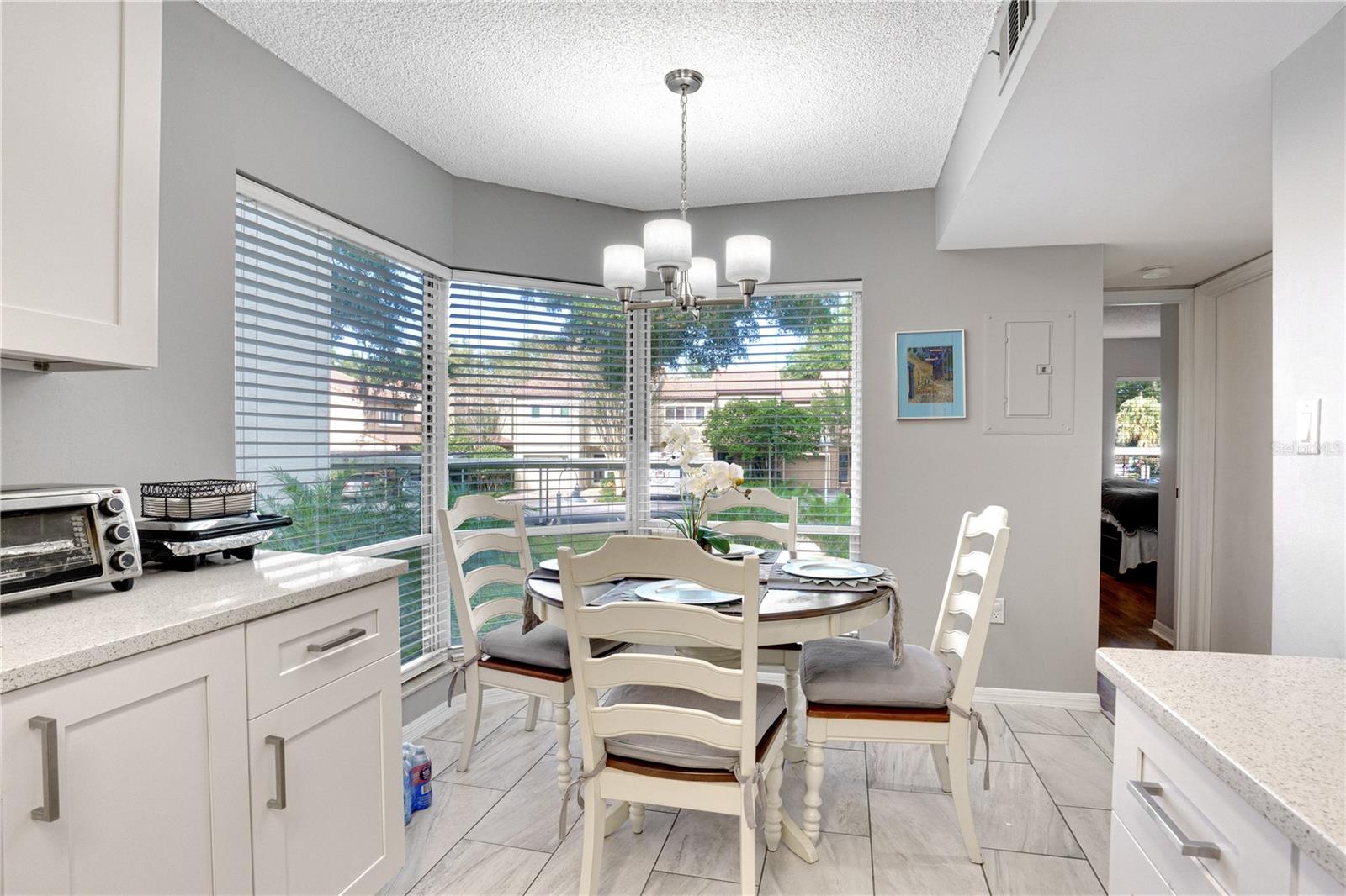 MOORINGS ON LAKE MAITLAND CONDO - Residential