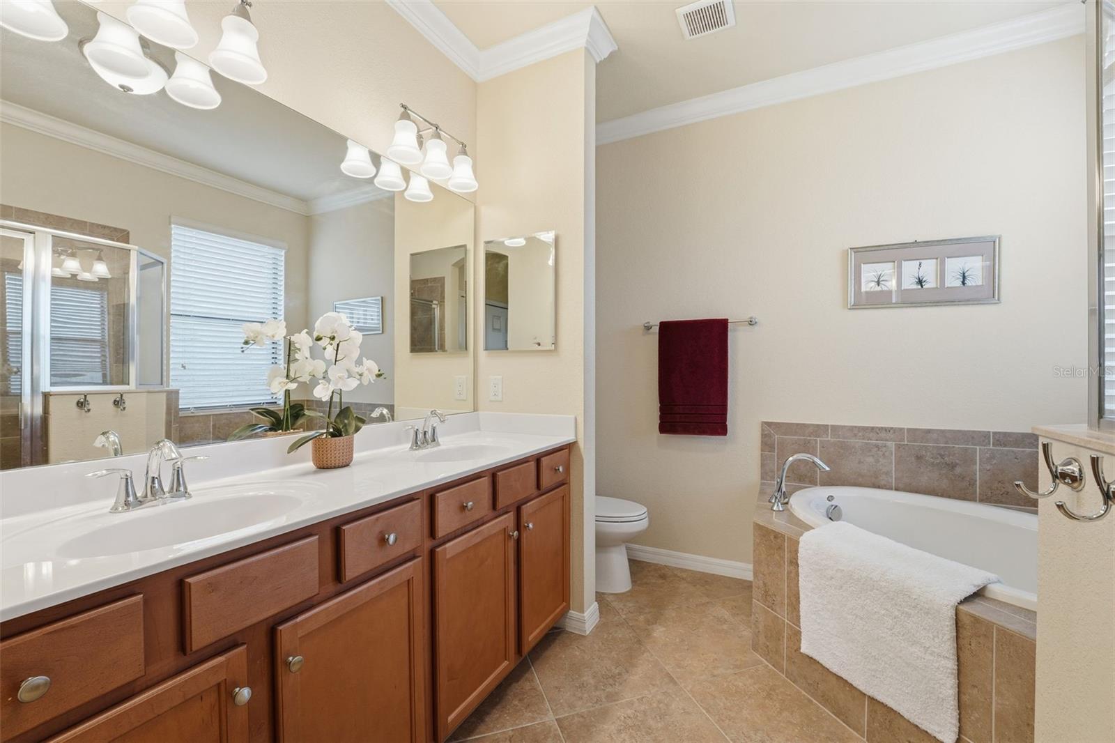 GRAN PARADISO PH 1 - Residential