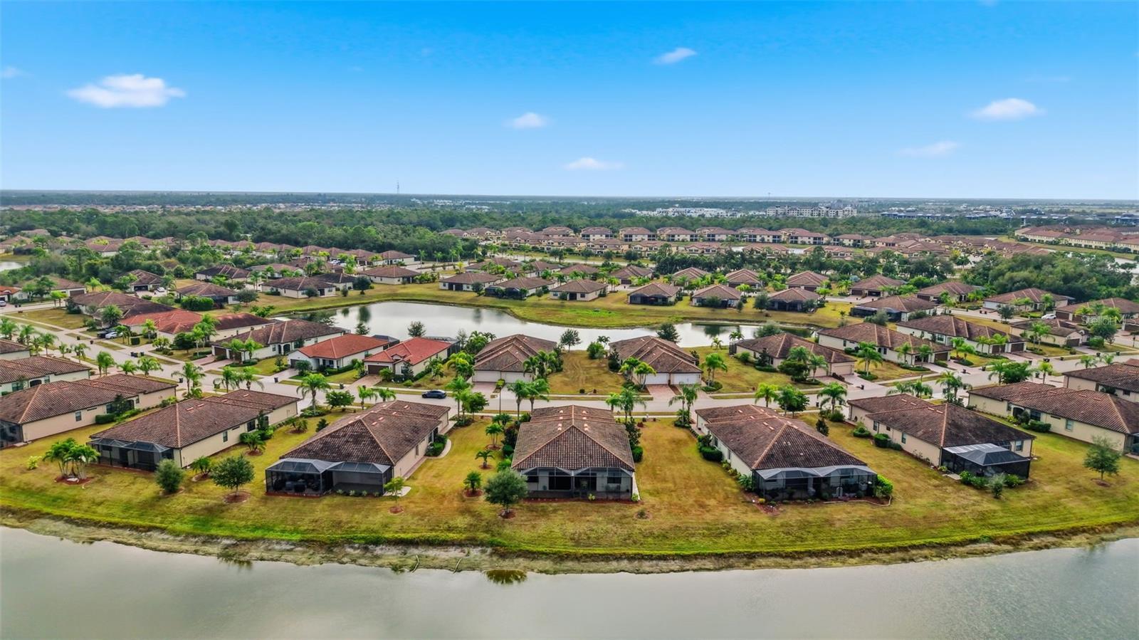 GRAN PARADISO PH 1 - Residential