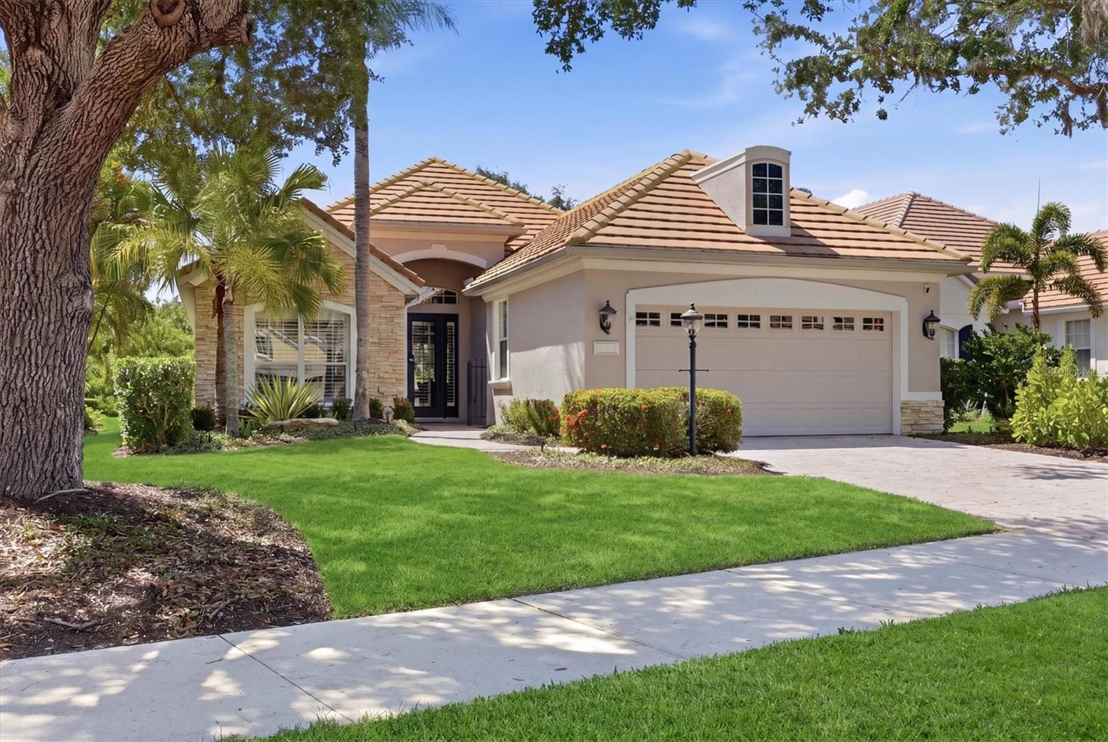 LAKEWOOD RANCH COUNTRY CLUB VILLAGE EE 2A-2E - Residential