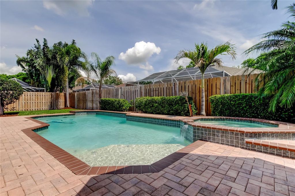 Photo of 10357 Abbotsford Drive, Tampa, FL 33626 (MLS # TB8368985)