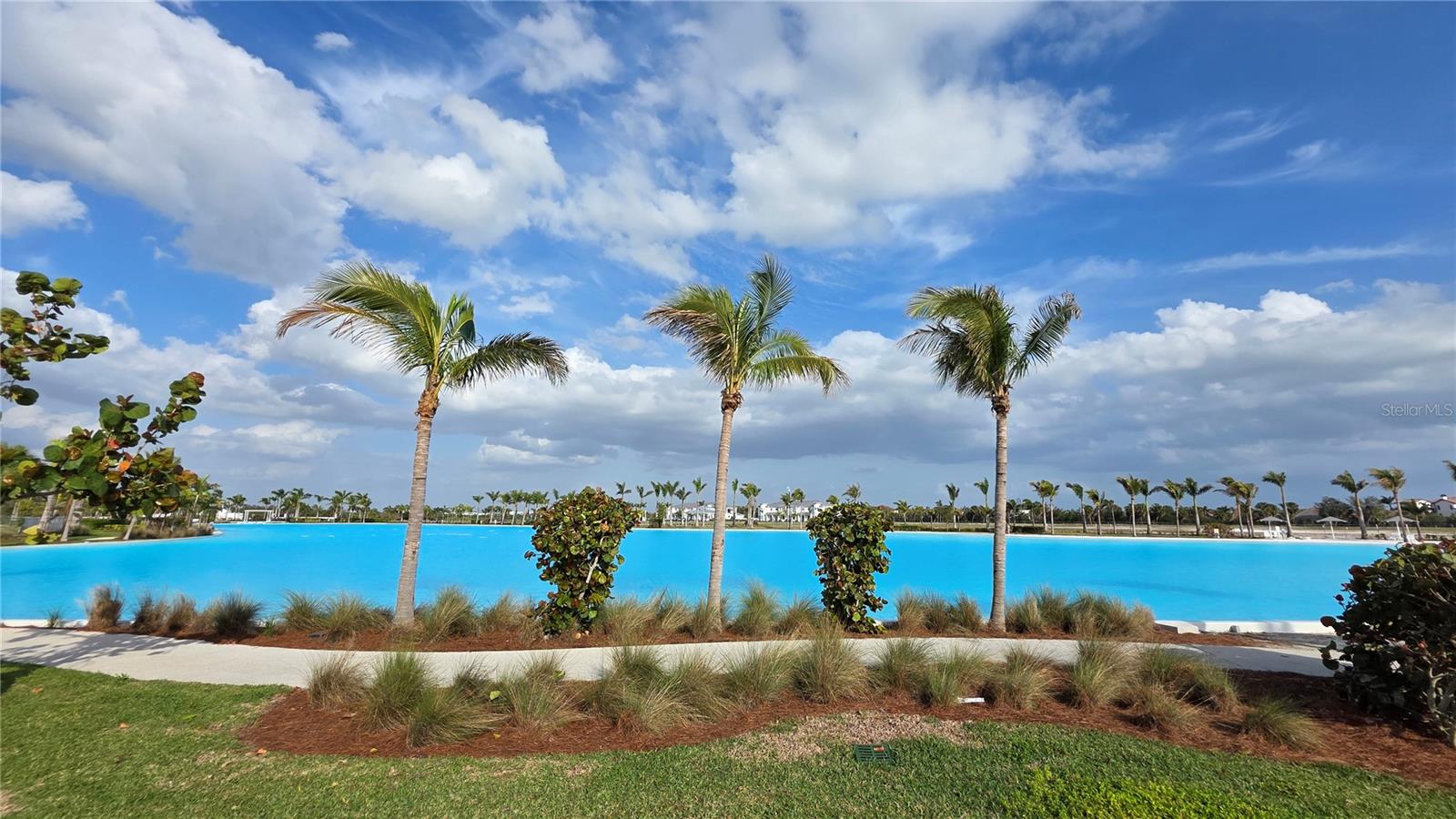 AQUA LAGOON - Residential Lease