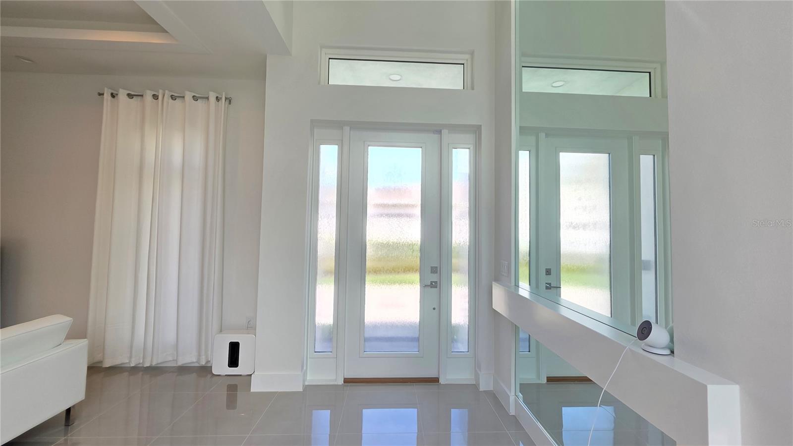 AQUA LAGOON - Residential Lease