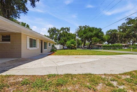 Tiny photo for 509 Scenic Street, Leesburg, FL 34748 (MLS # O6437308)
