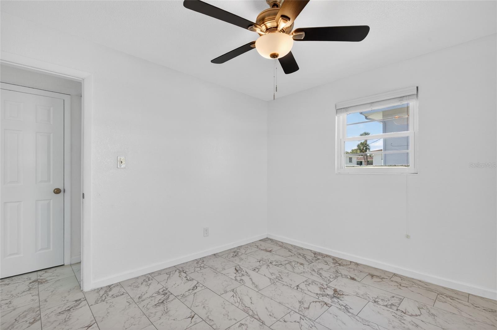 WEST WIND - Residential