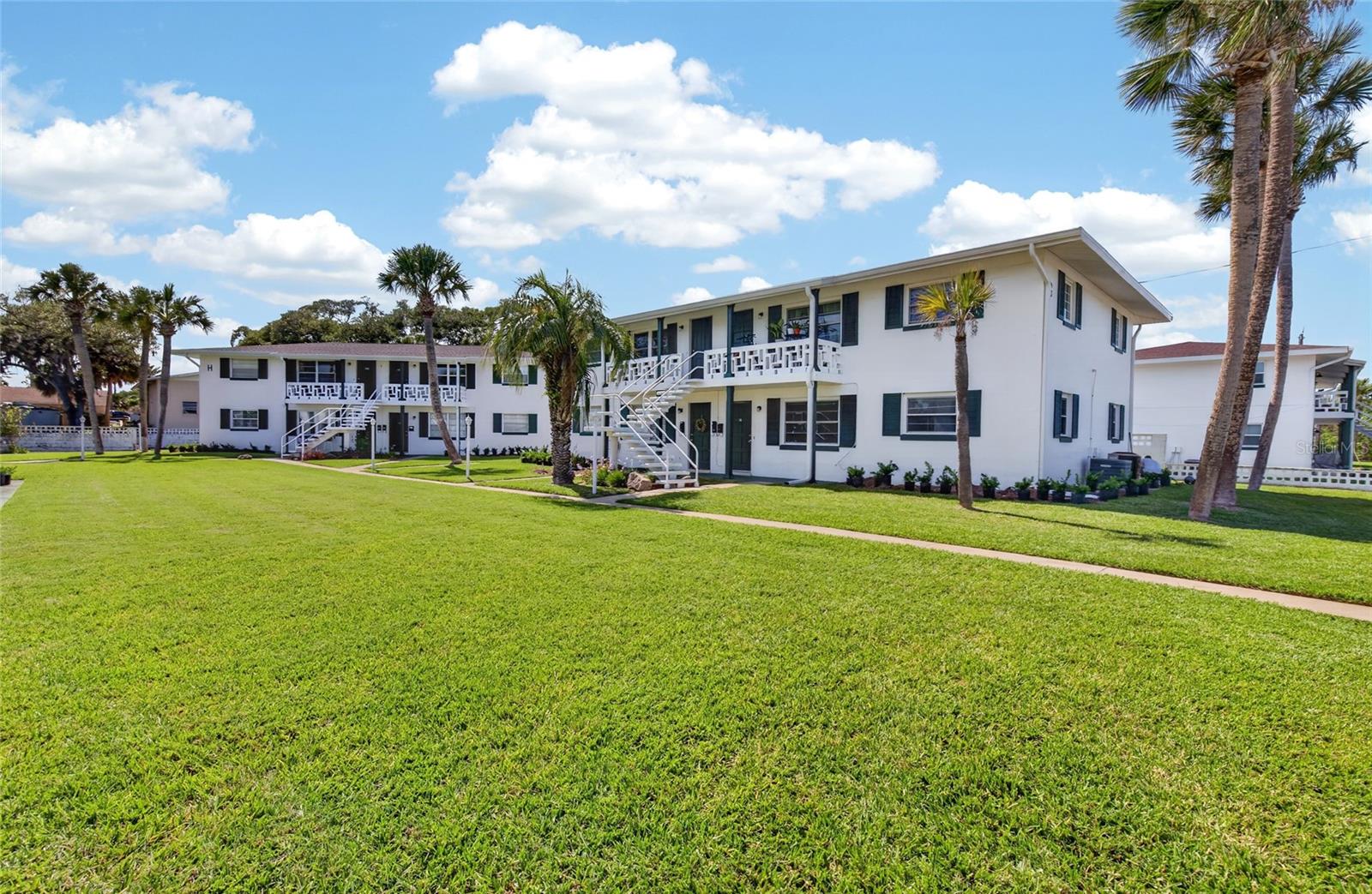 WEST WIND - Residential