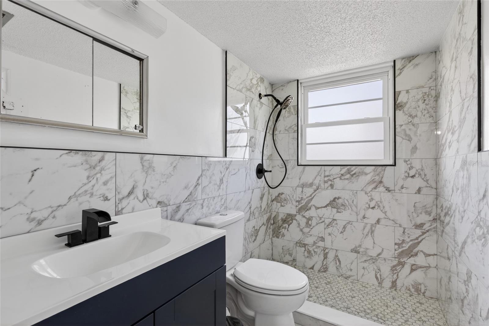 WEST WIND - Residential