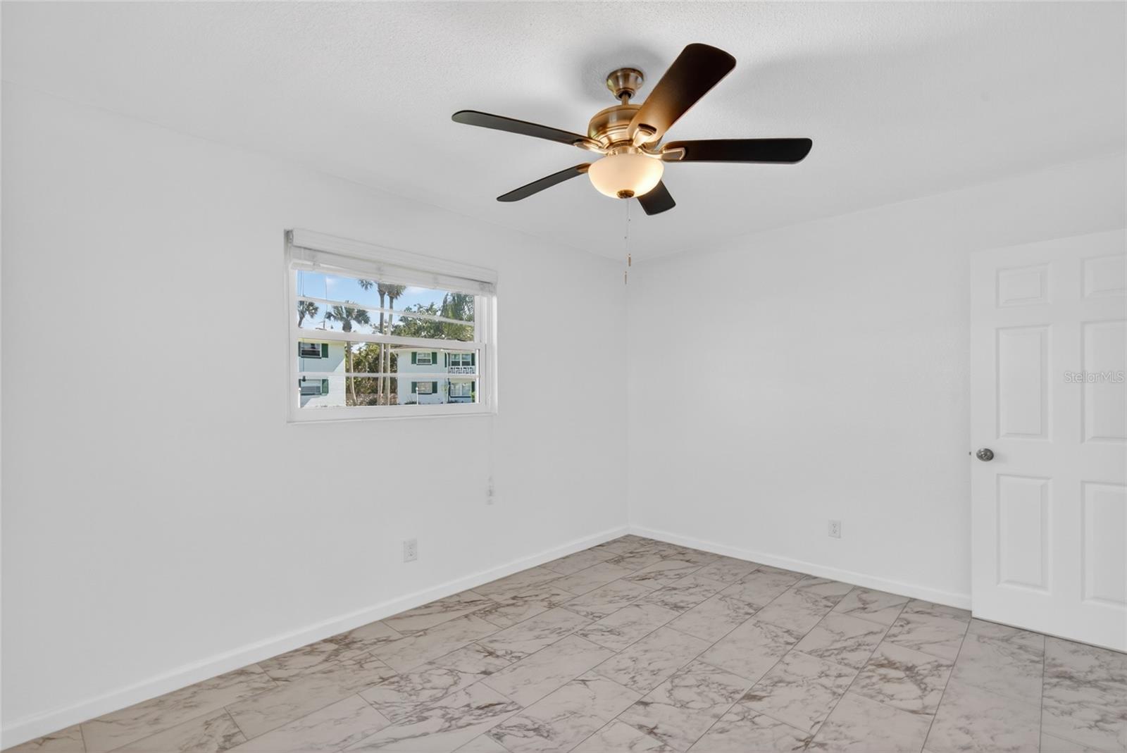 WEST WIND - Residential