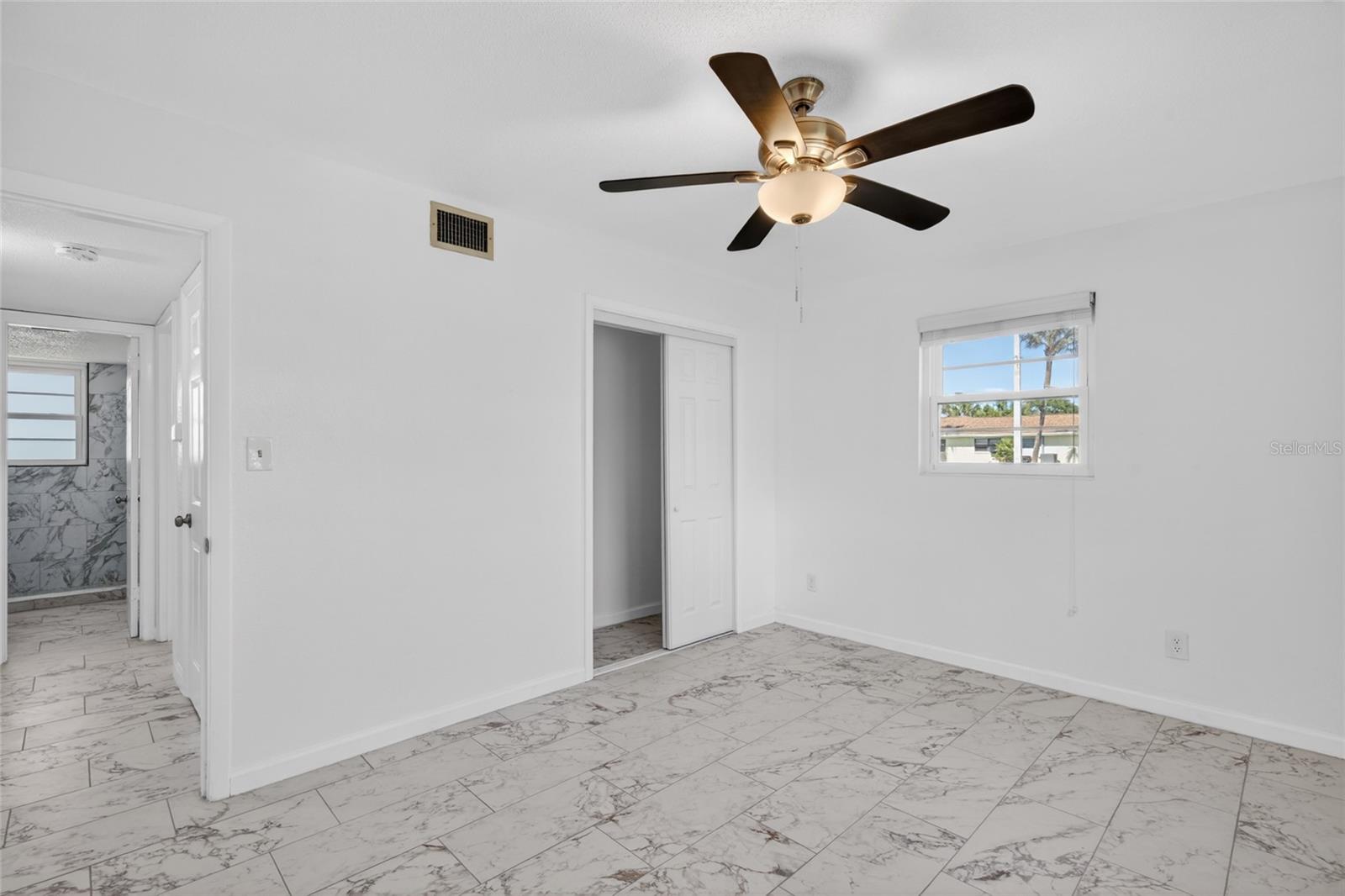 WEST WIND - Residential