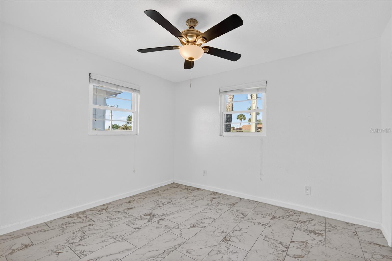 WEST WIND - Residential
