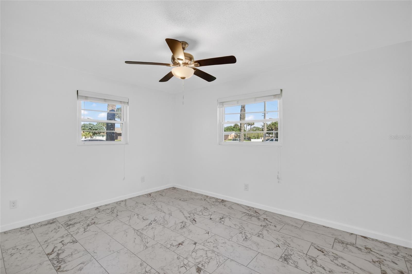 WEST WIND - Residential