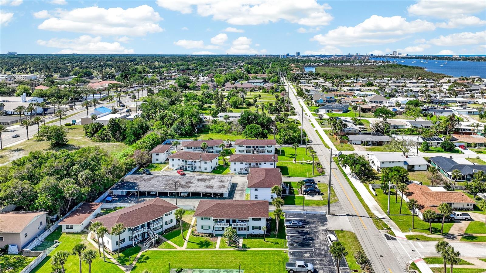 WEST WIND - Residential
