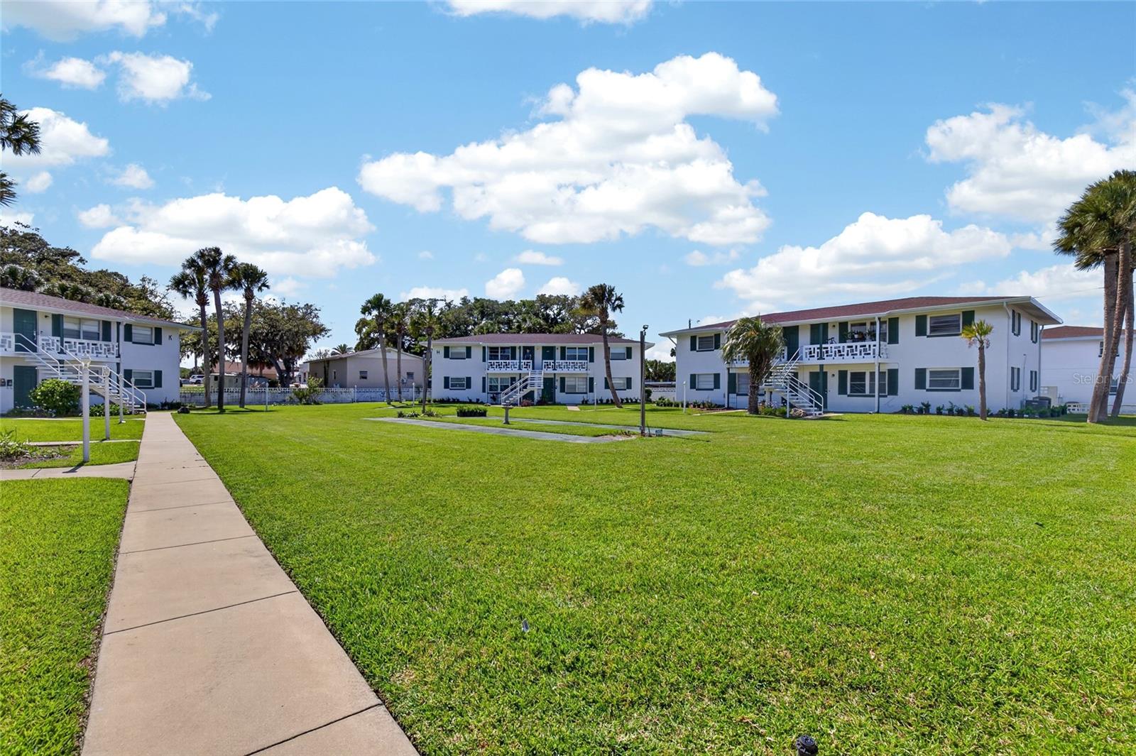 WEST WIND - Residential