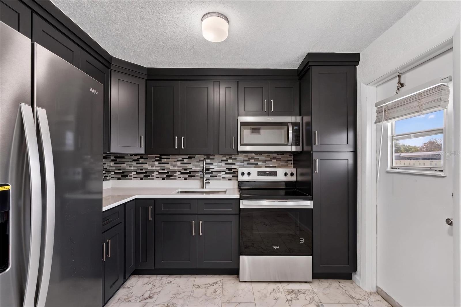 WEST WIND - Residential