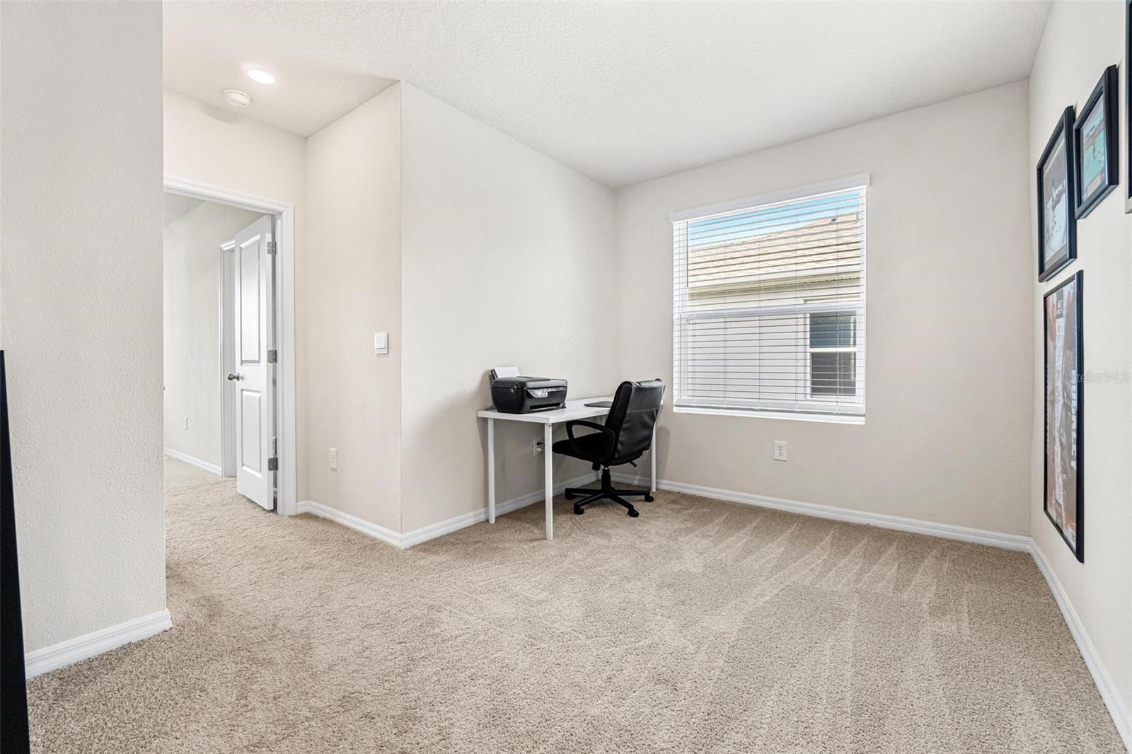 BAYSIDE POINTE - Residential