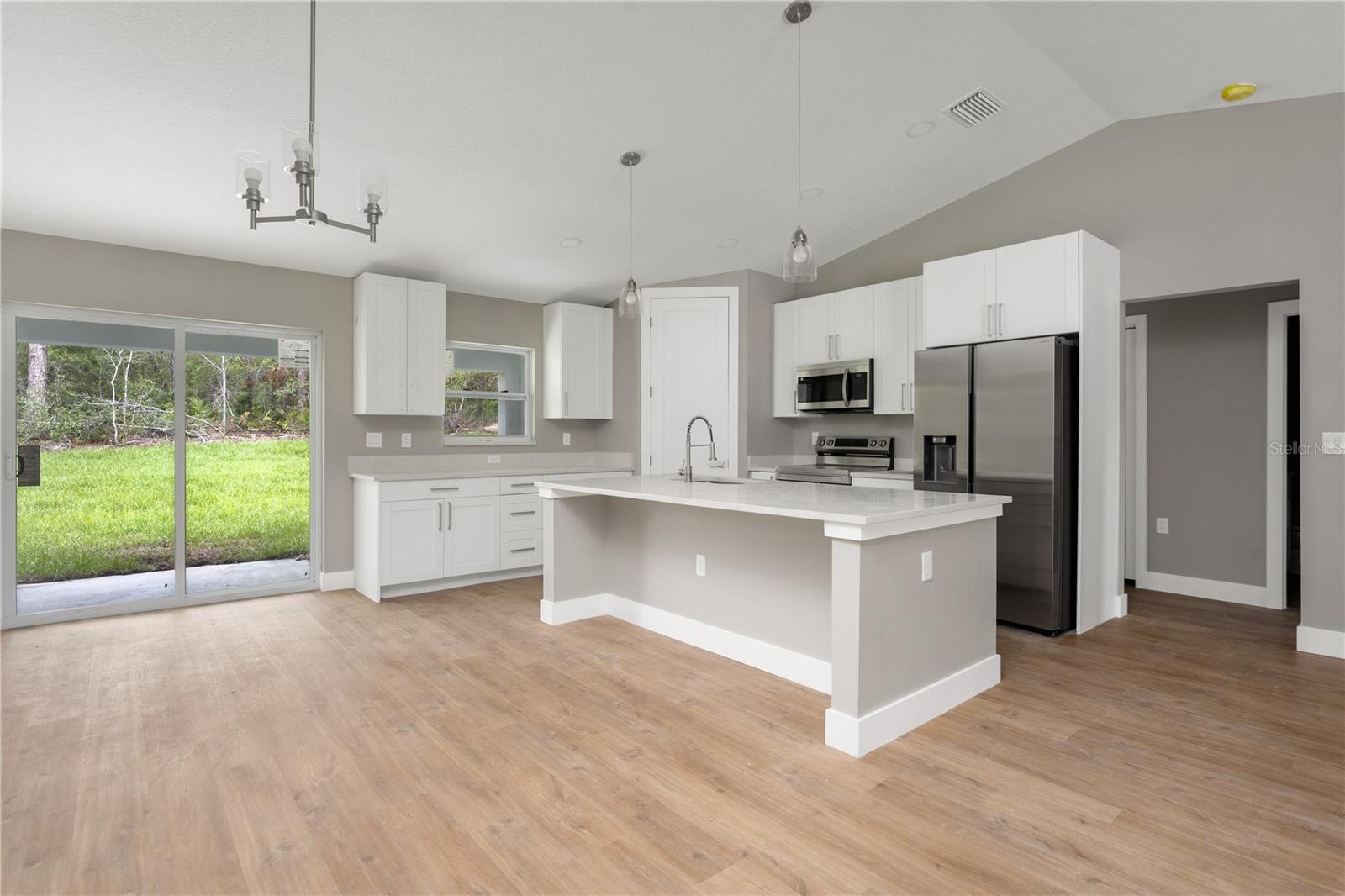 CITRUS SPGS UNIT 03 - Residential