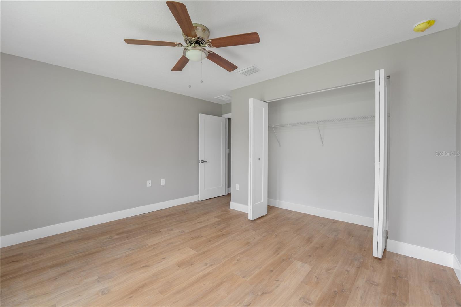 CITRUS SPGS UNIT 03 - Residential