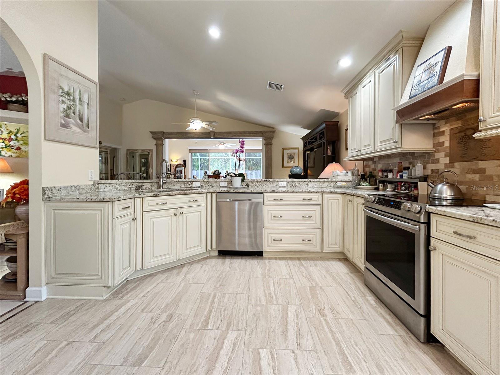 VILLAGE AT BEEKMAN PLACE SEC 3 - Residential