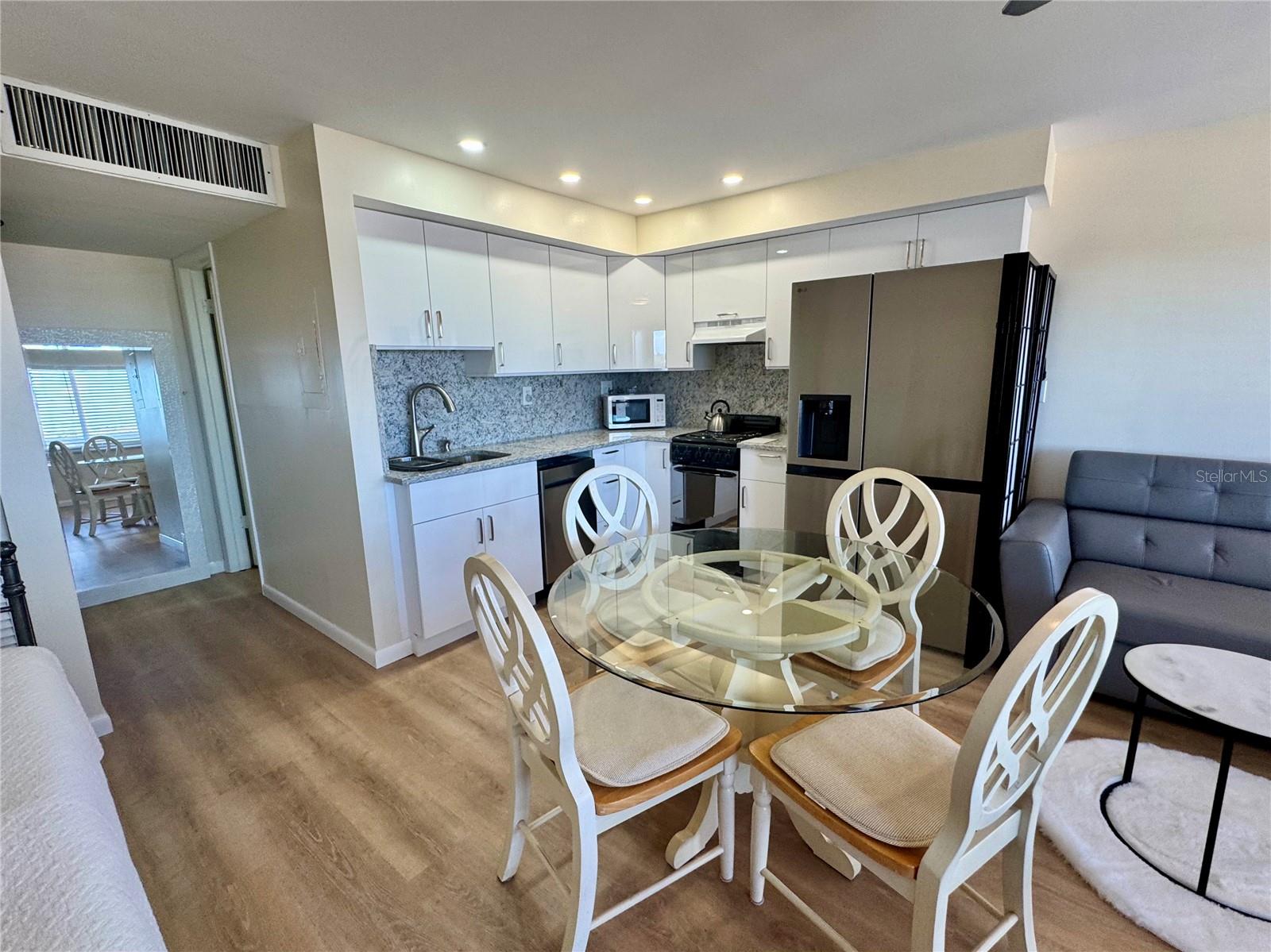 SEMINOLE-ON-THE-GREEN CAVALIER BLDG - Residential Lease