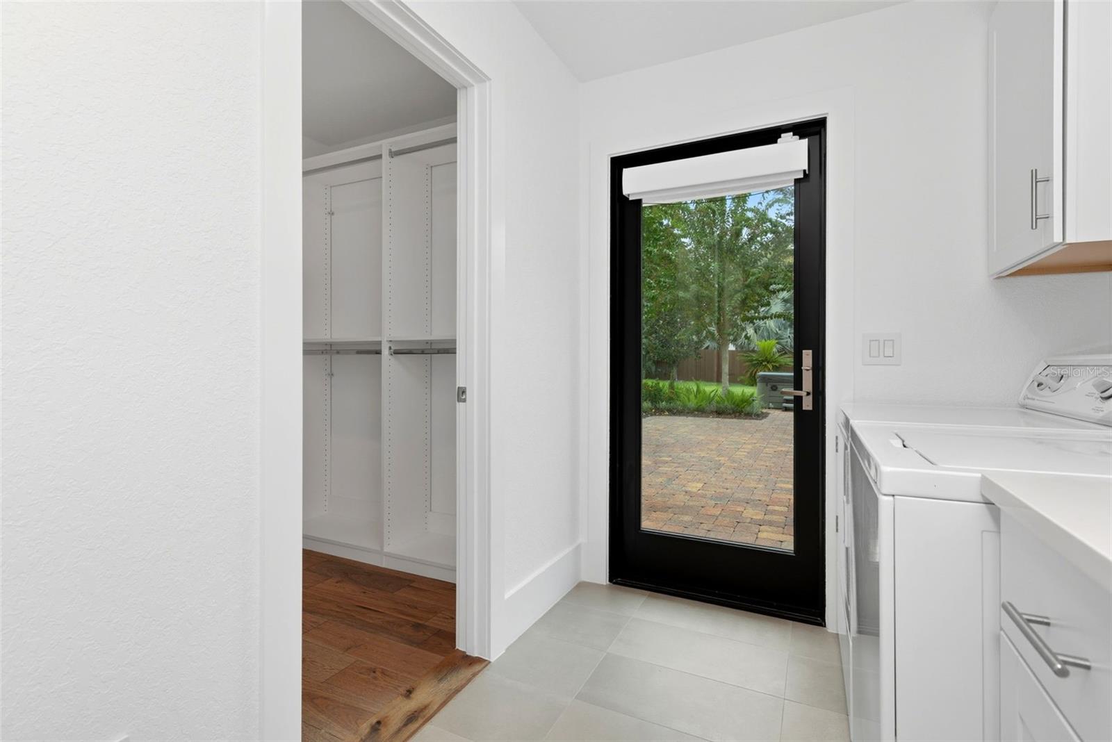 ORANGE TREE COUNTRY CLUB - Residential
