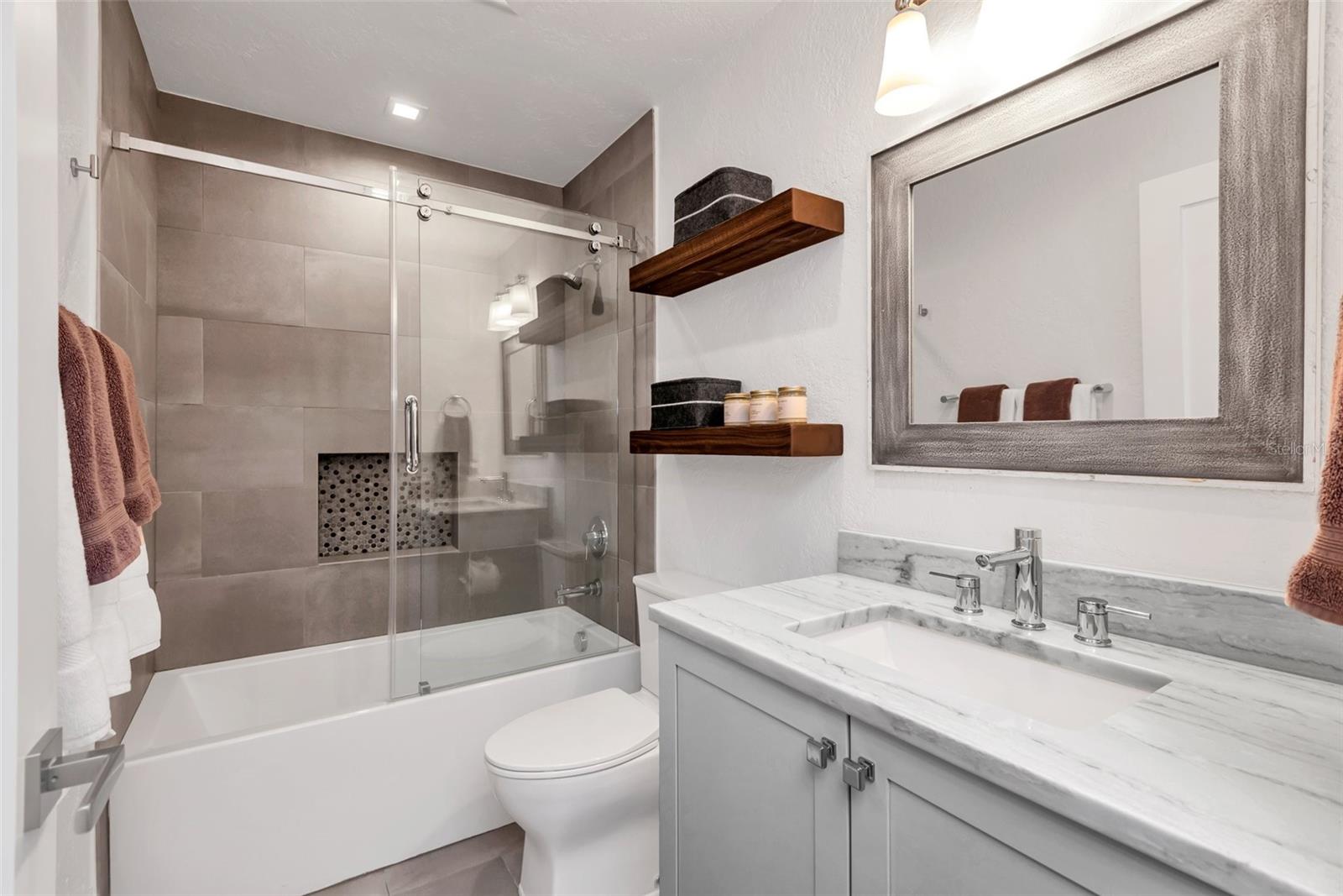 ORANGE TREE COUNTRY CLUB - Residential