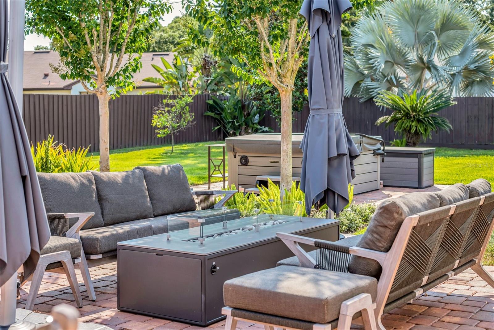 ORANGE TREE COUNTRY CLUB - Residential