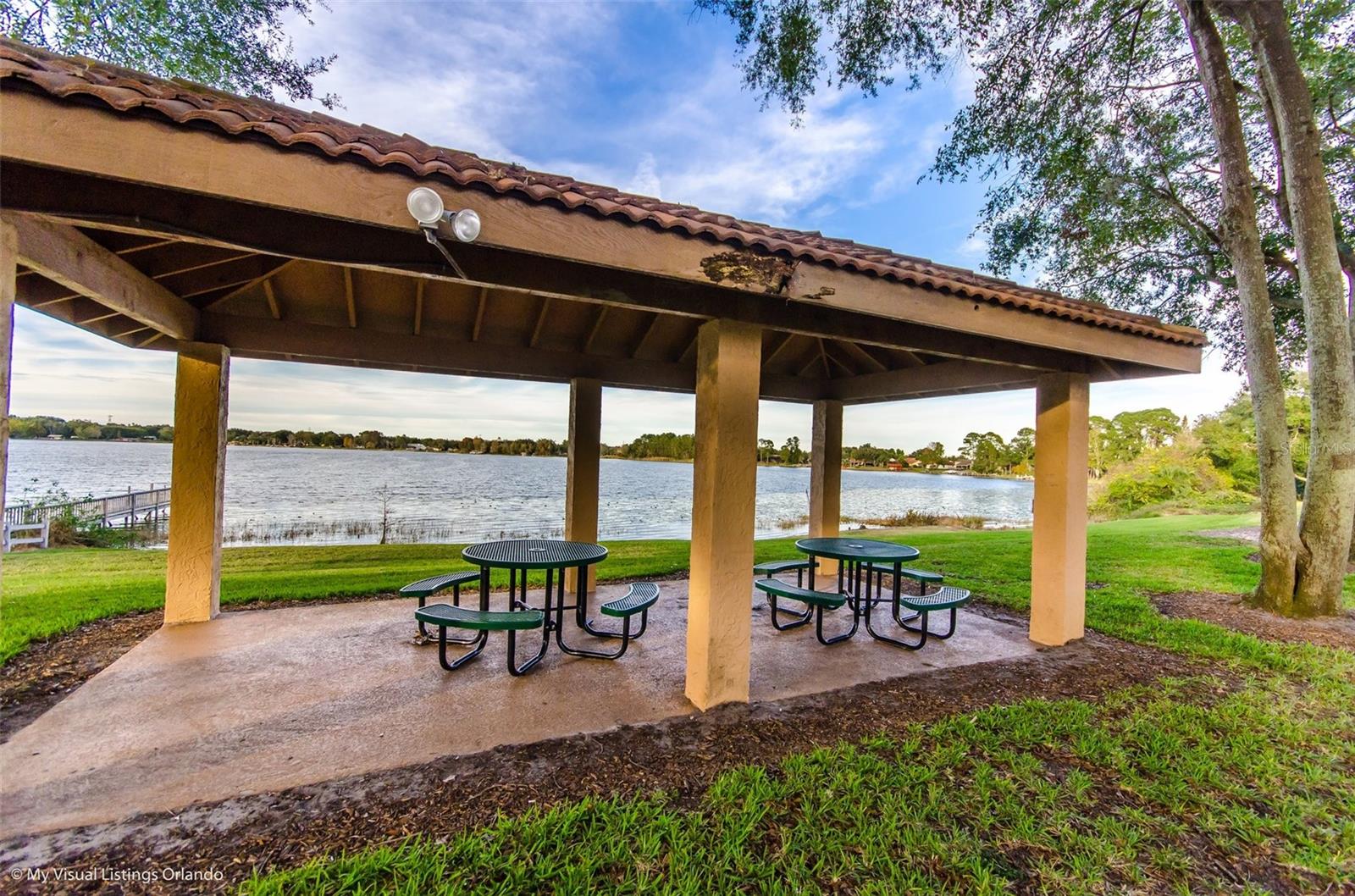 ORANGE TREE COUNTRY CLUB - Residential