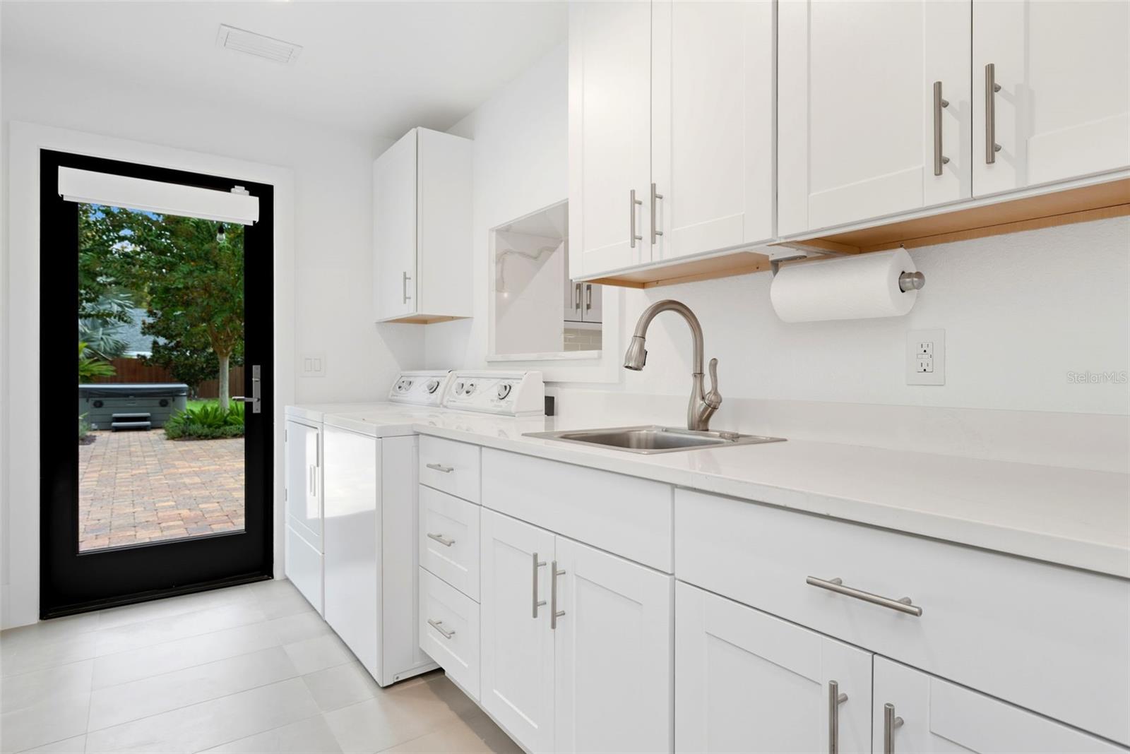 ORANGE TREE COUNTRY CLUB - Residential