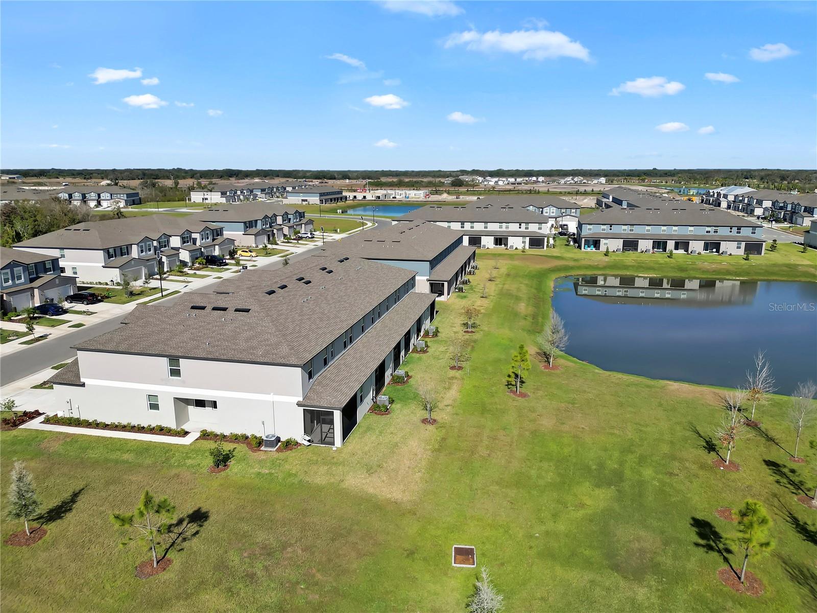 PROSPERITY LAKES TH - Residential Lease