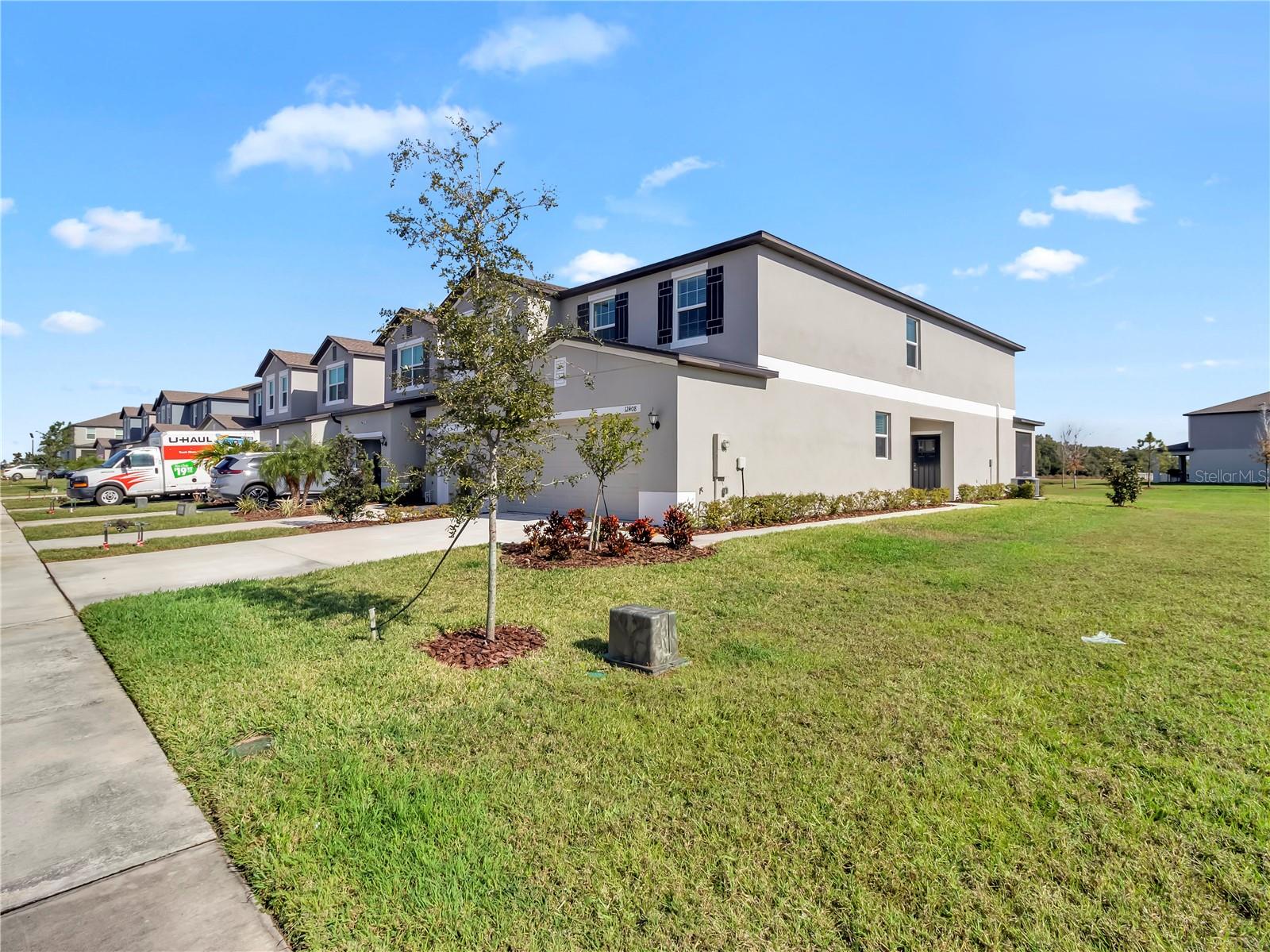 PROSPERITY LAKES TH - Residential Lease