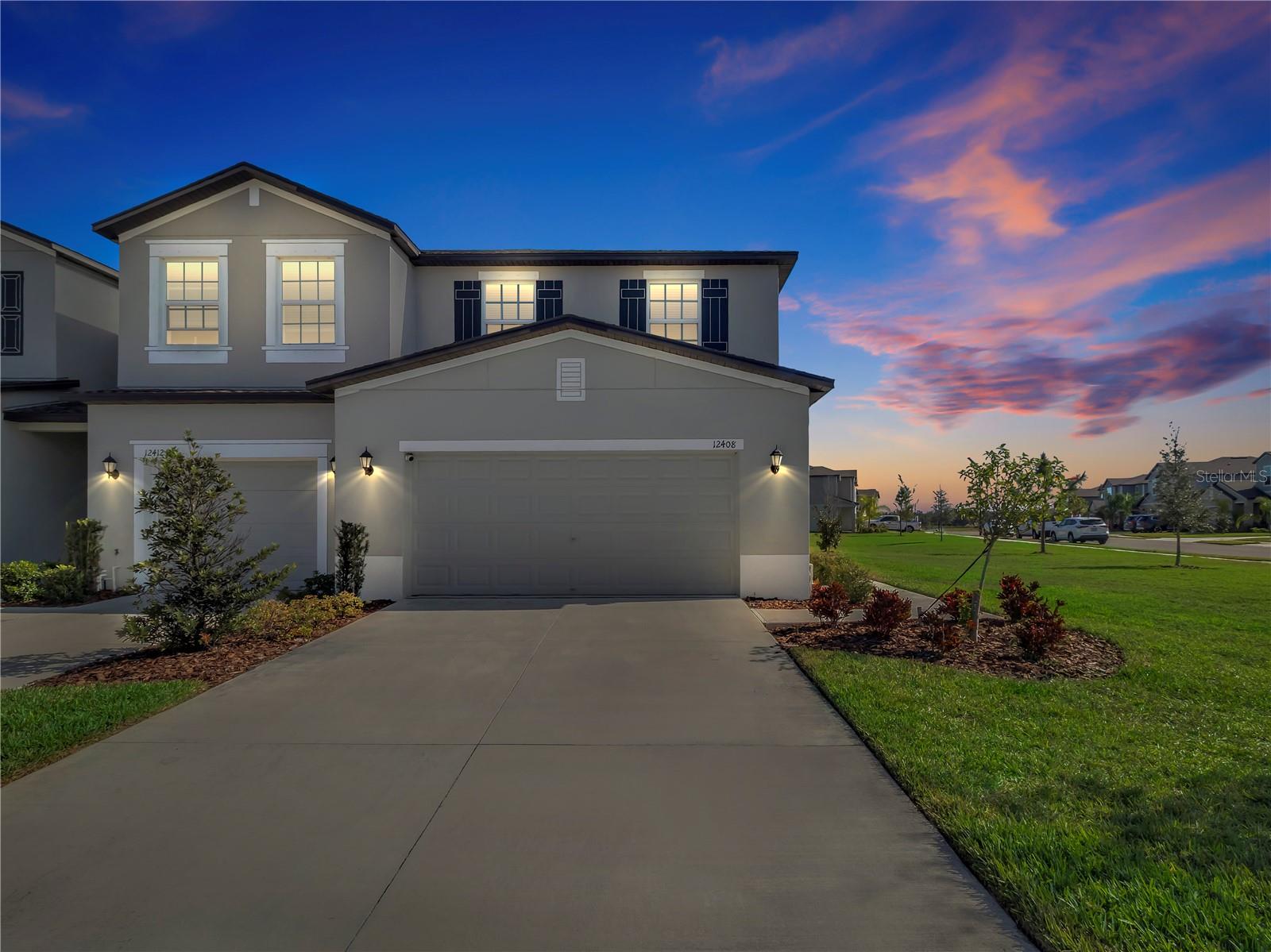 PROSPERITY LAKES TH - Residential Lease