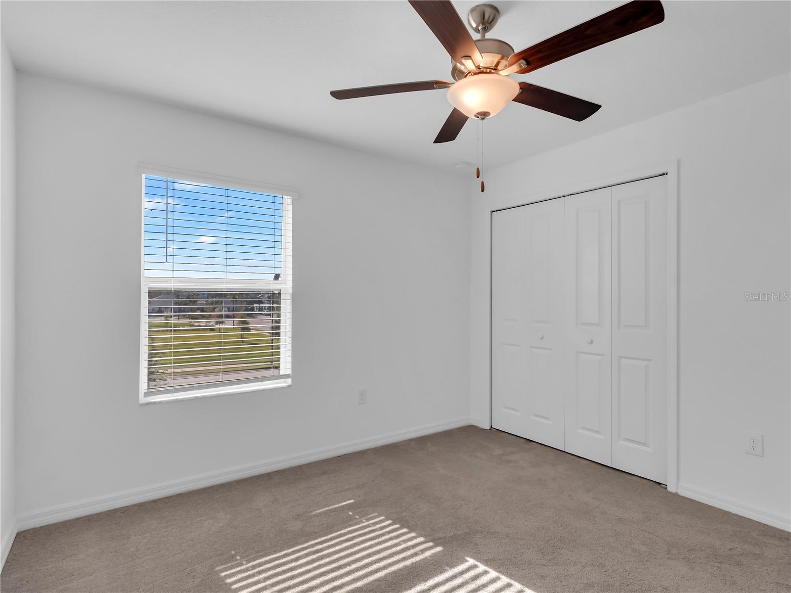 PROSPERITY LAKES TH - Residential Lease