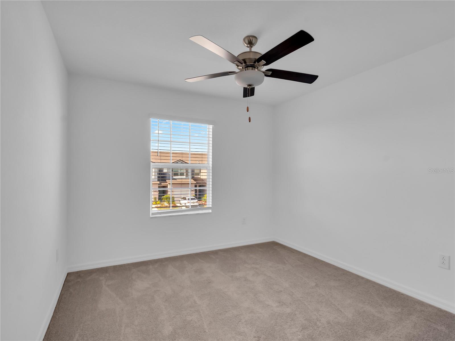 PROSPERITY LAKES TH - Residential Lease