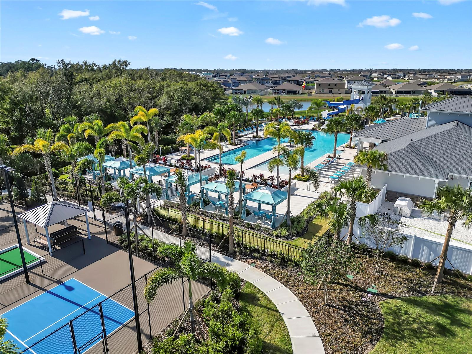 PROSPERITY LAKES TH - Residential Lease