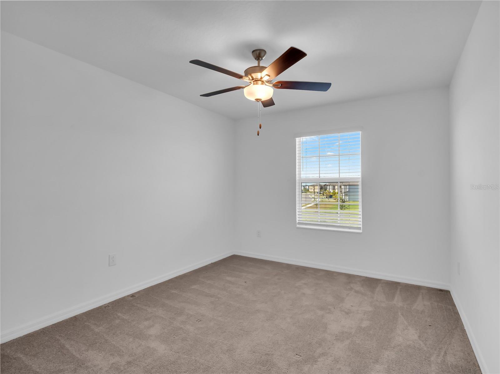 PROSPERITY LAKES TH - Residential Lease