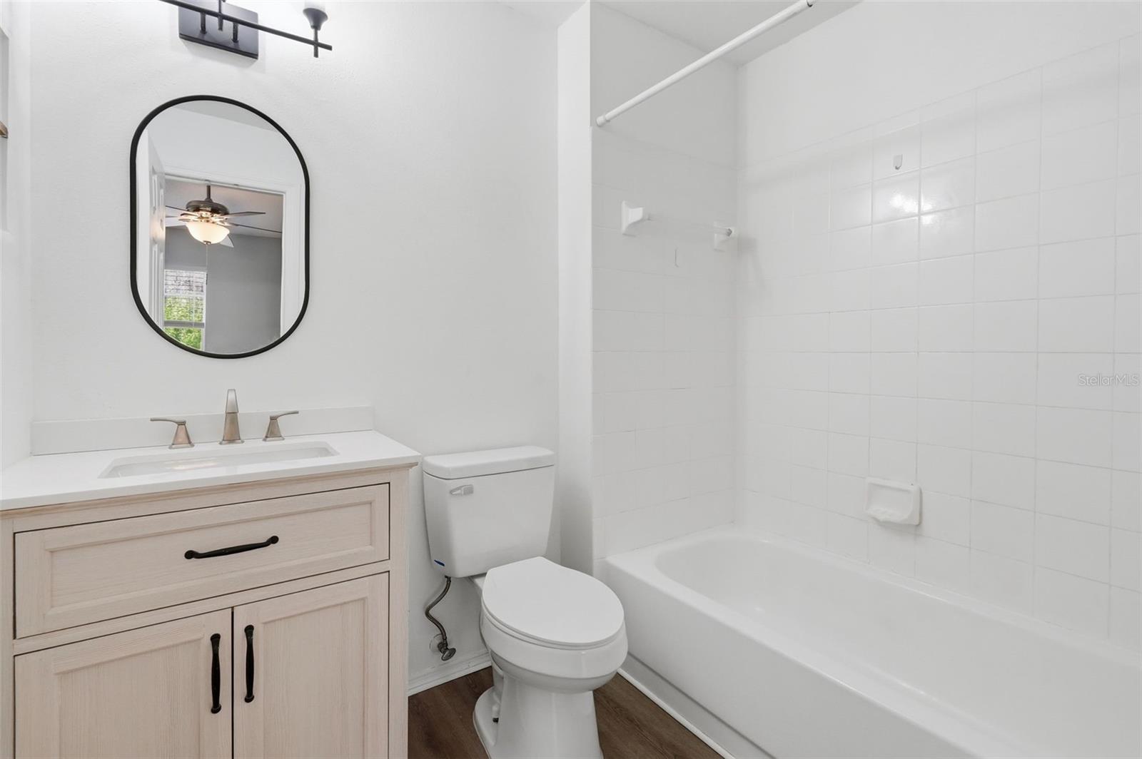 FOX CHASE TWNHMS - Residential