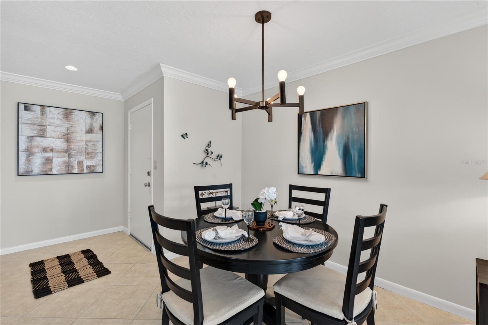 1128 W PEPPERTREE LANE 111