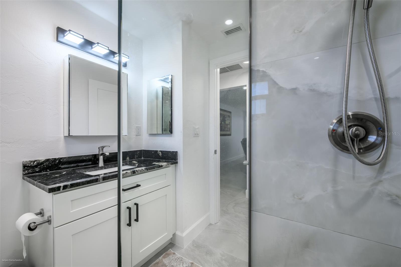 PUNTA GORDA ISLES SEC 04 - Residential Lease