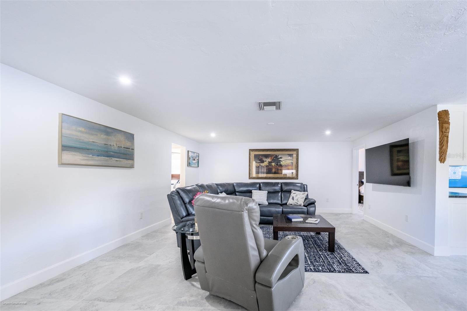 PUNTA GORDA ISLES SEC 04 - Residential Lease