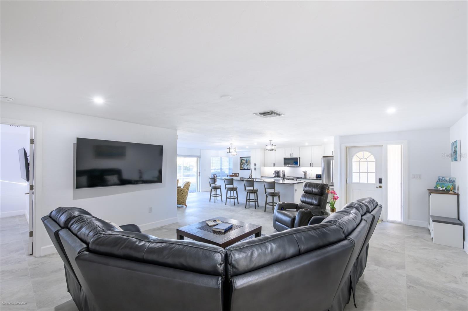 PUNTA GORDA ISLES SEC 04 - Residential Lease