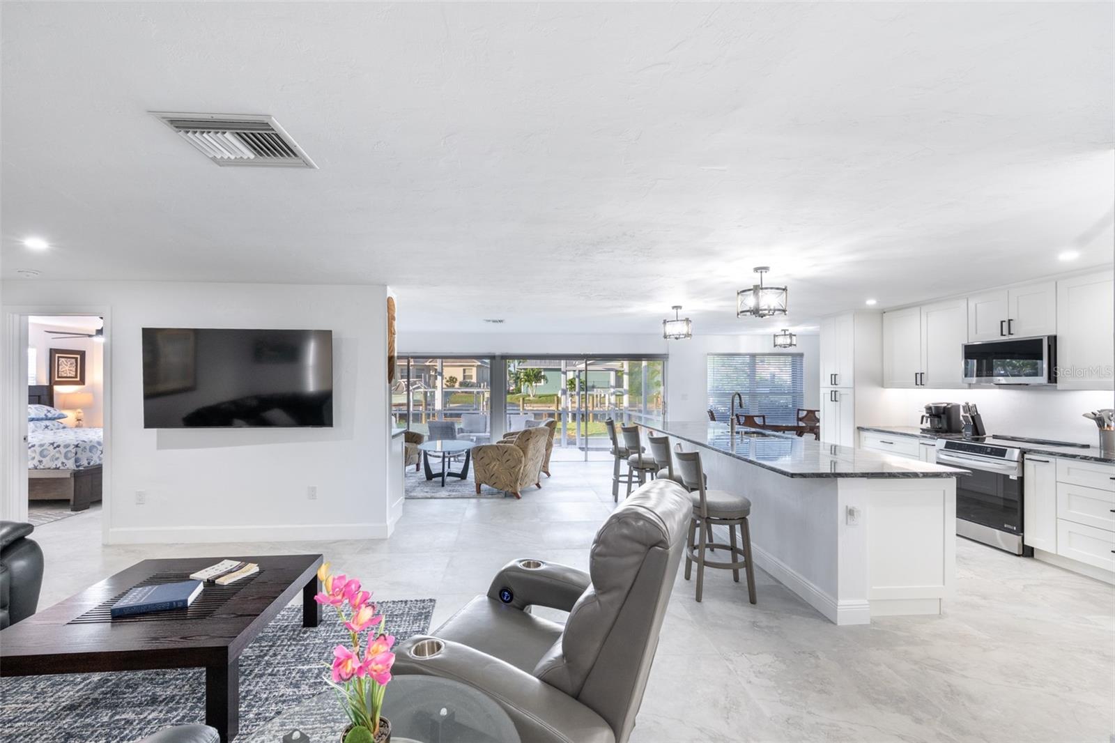 PUNTA GORDA ISLES SEC 04 - Residential Lease