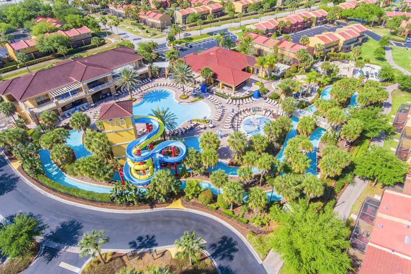 FANTASYWORLD CLUB VILLAS UNIT 1 - Residential