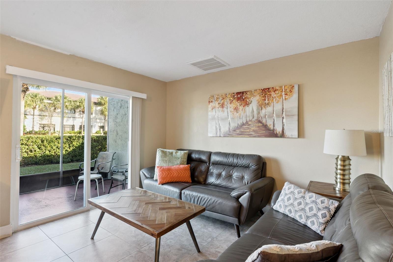 FANTASYWORLD CLUB VILLAS UNIT 1 - Residential