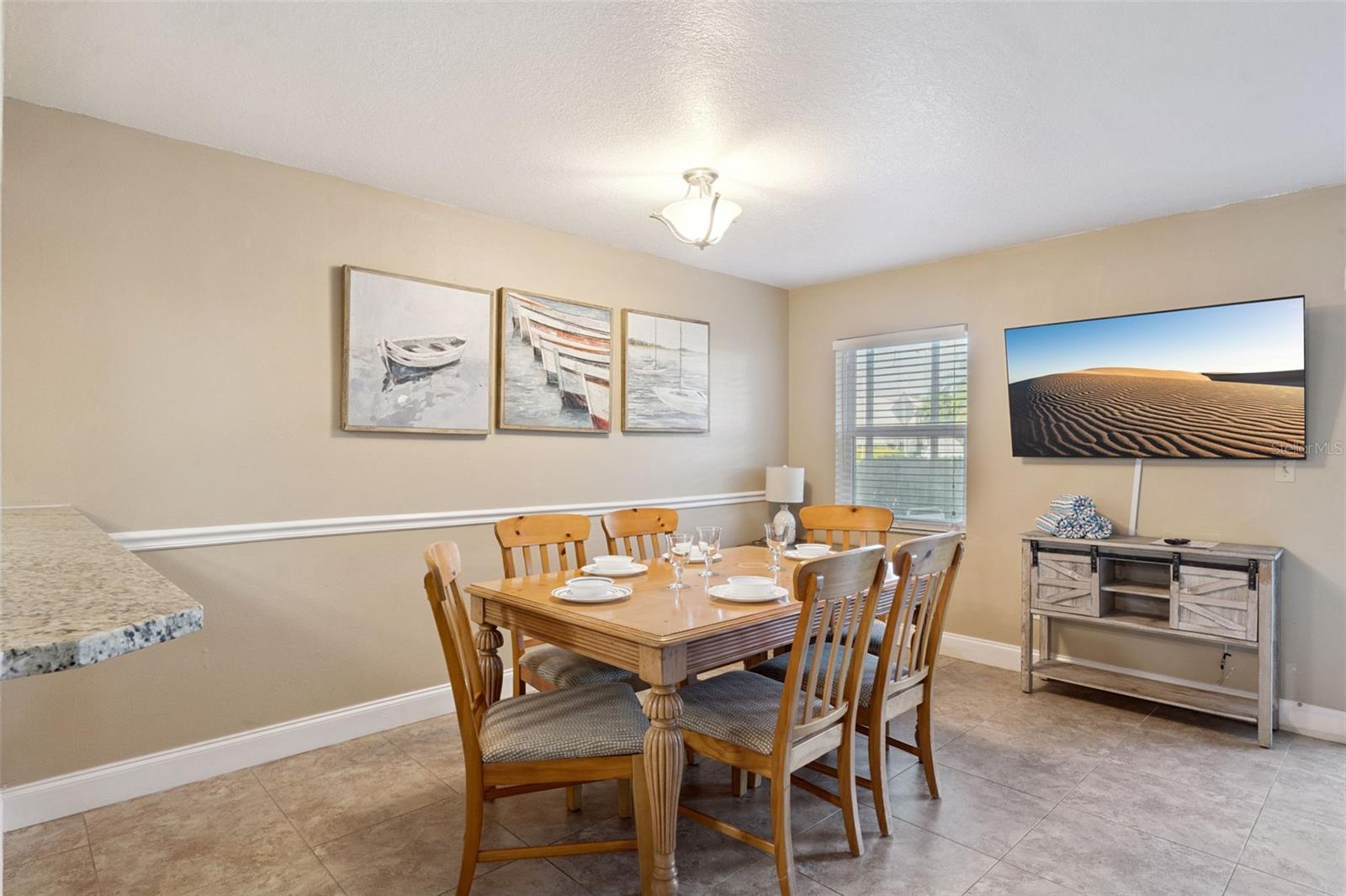 FANTASYWORLD CLUB VILLAS UNIT 1 - Residential