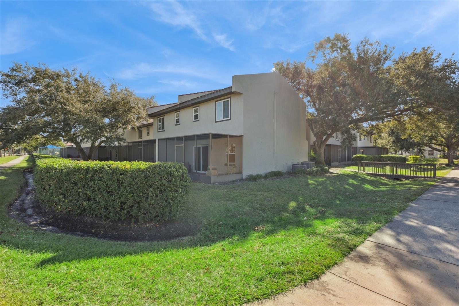 FANTASYWORLD CLUB VILLAS UNIT 1 - Residential