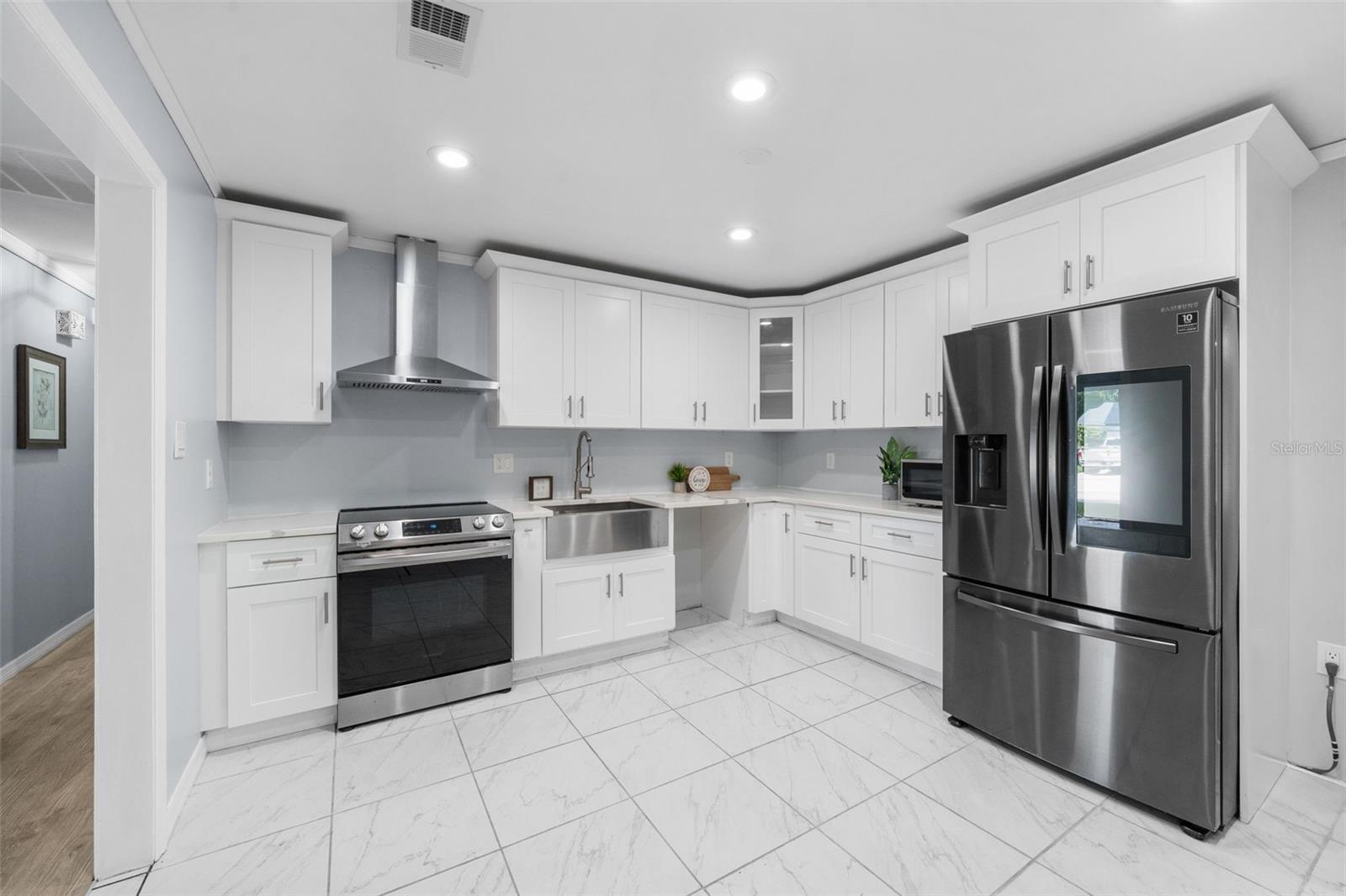 2827 NW 42ND PLACE