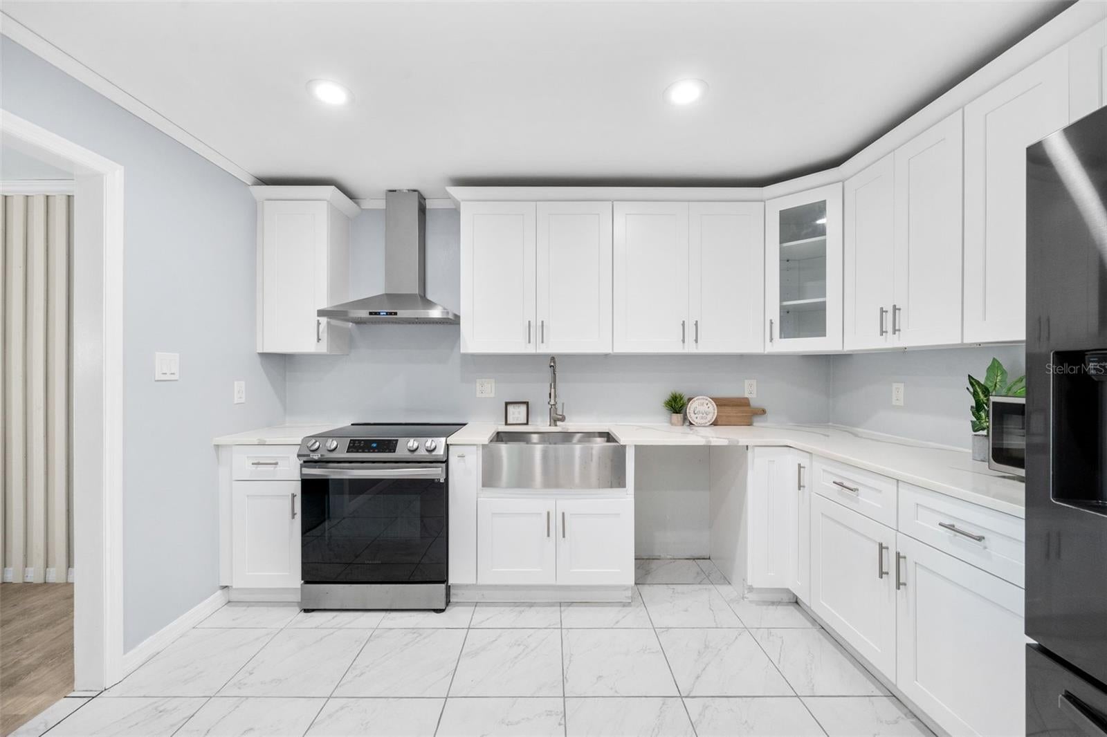 2827 NW 42ND PLACE