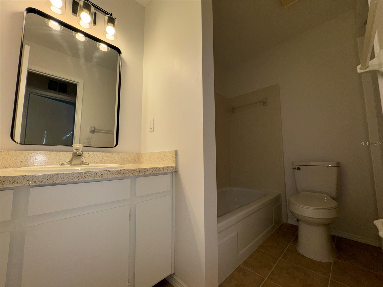 QUAIL HOLLOW AT RIO PINAR - Residential Lease