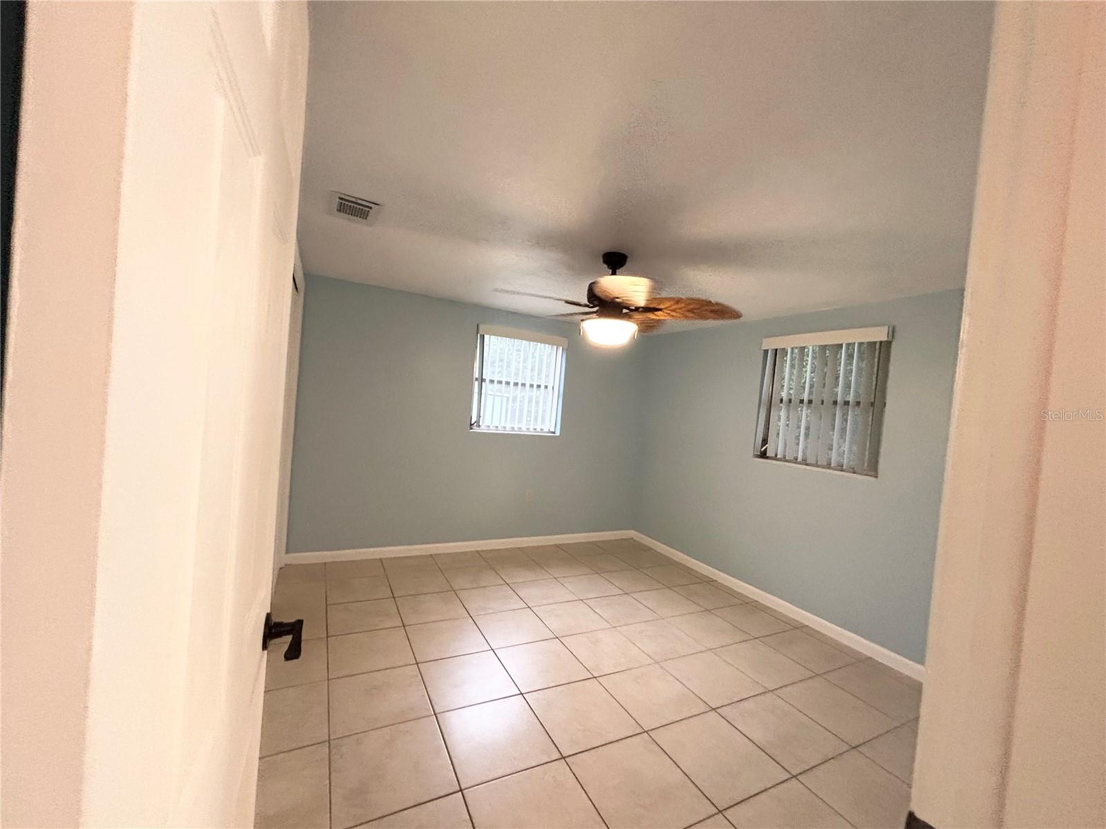 000114 - BEVERLY HILLS UNIT 2 - Residential