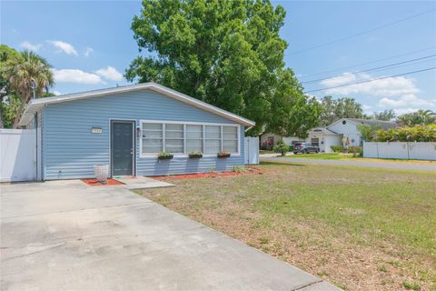 Photo of 7316 S West Shore Boulevard, Tampa, FL 33616 (MLS # TB8505679)